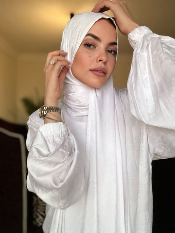 Jacquard Satin - White Warda